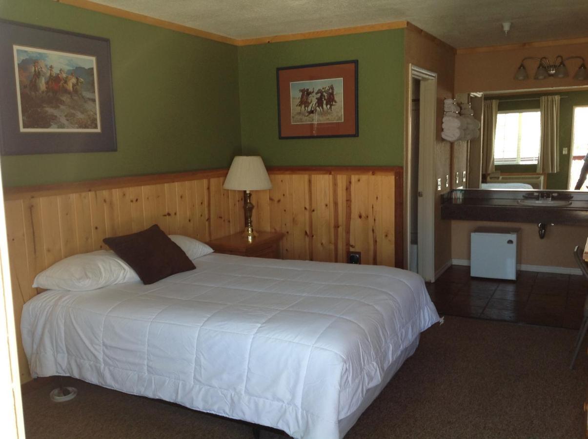Whitney Portal Hotel And Hostel Lone Pine Esterno foto