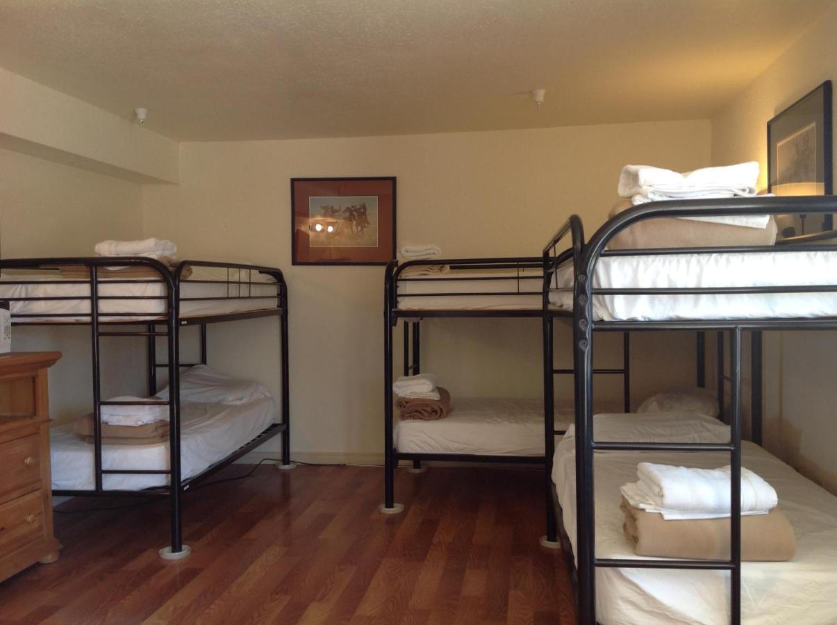 Whitney Portal Hotel And Hostel Lone Pine Esterno foto