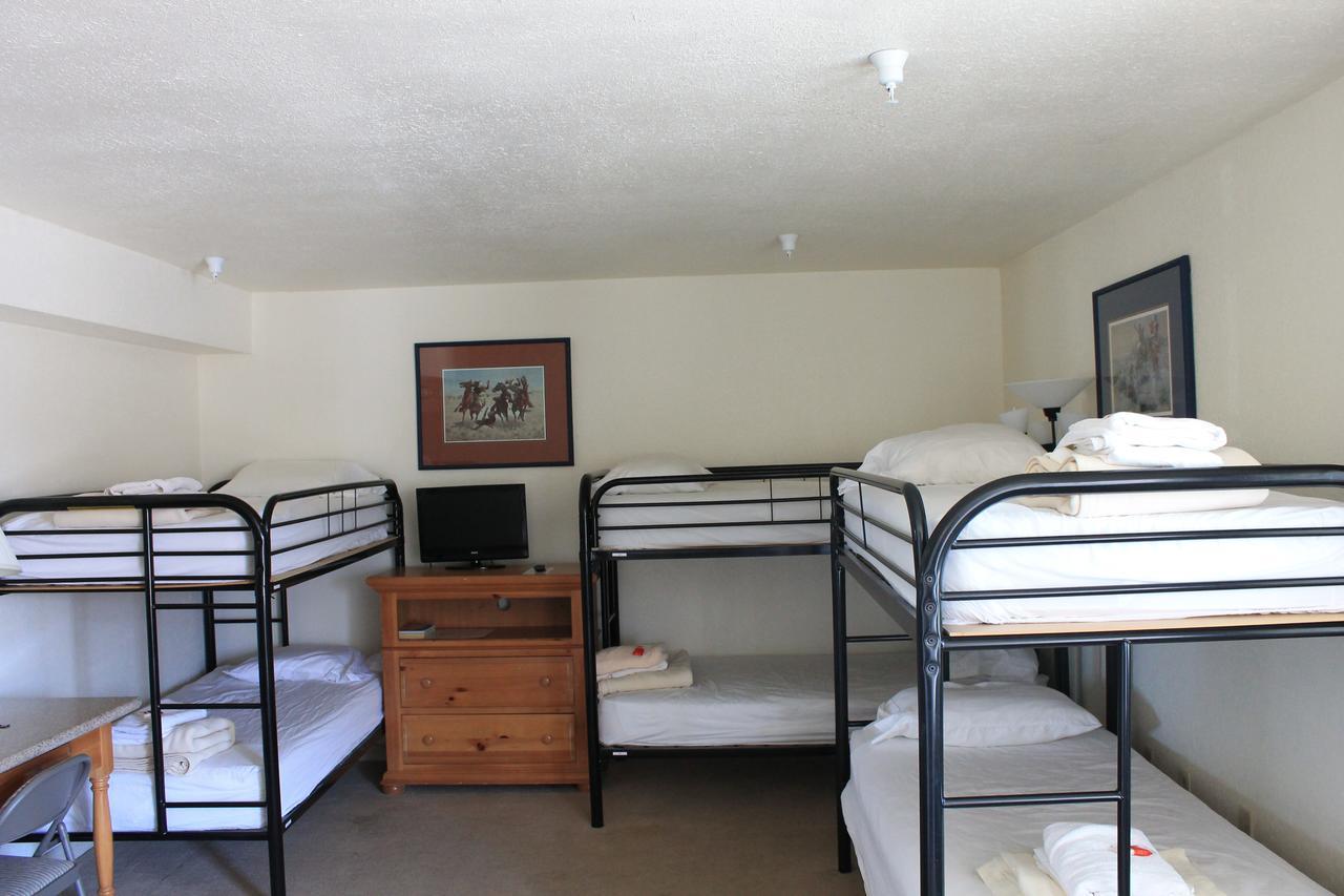 Whitney Portal Hotel And Hostel Lone Pine Esterno foto