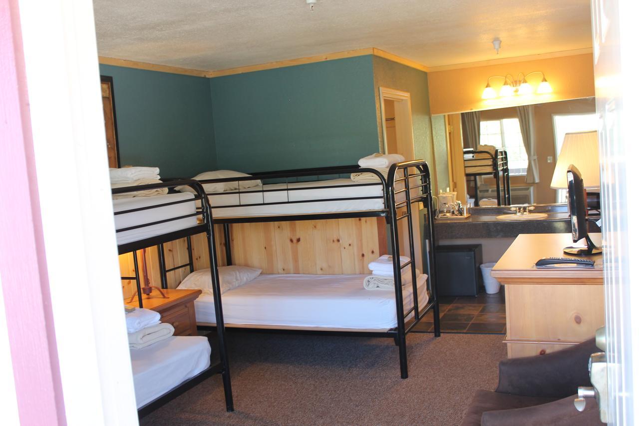 Whitney Portal Hotel And Hostel Lone Pine Esterno foto