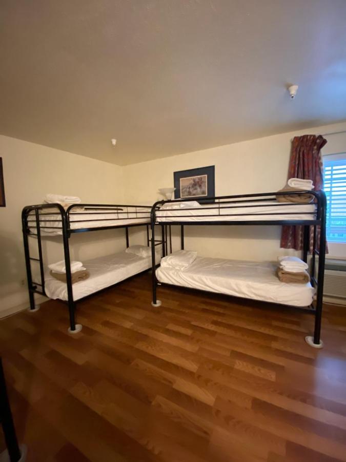 Whitney Portal Hotel And Hostel Lone Pine Esterno foto